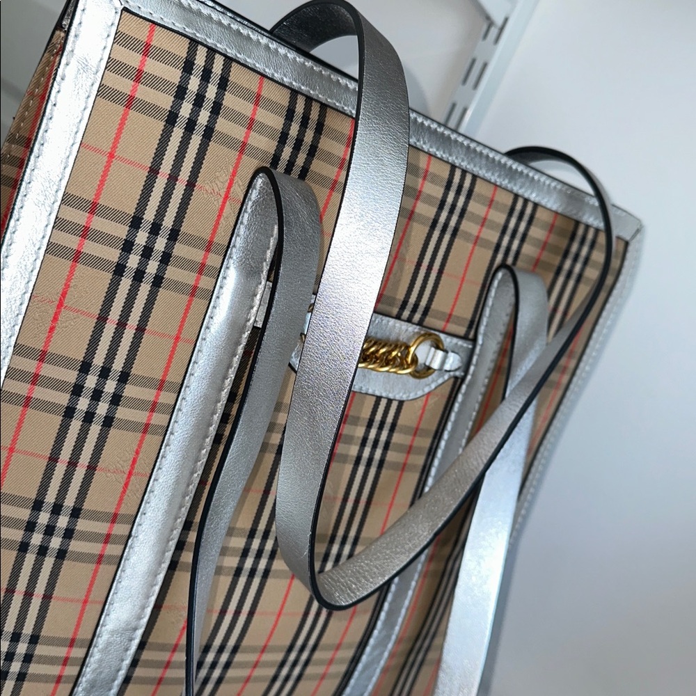Authentic Burberry Checkered Tote Bag with Silver Accents - Picture 7 of 16
